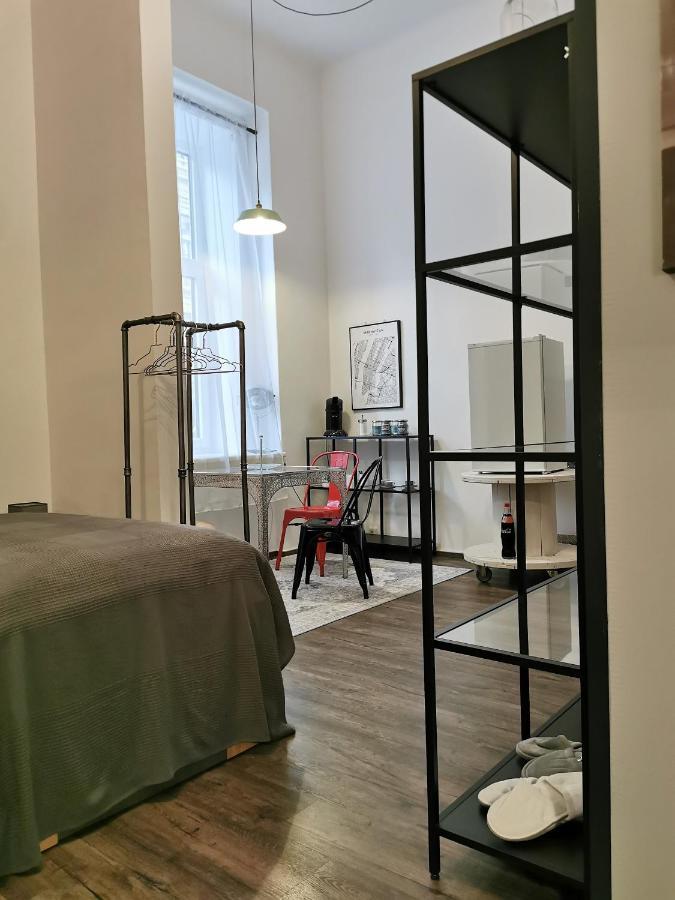 Industrial Studio Am Neuen Dom 林茨 外观 照片